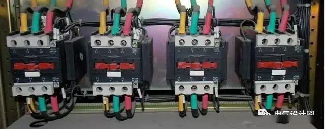 配電室中有哪些類型的低壓配電柜電壓？配電柜主要內(nèi)部組件是什么？