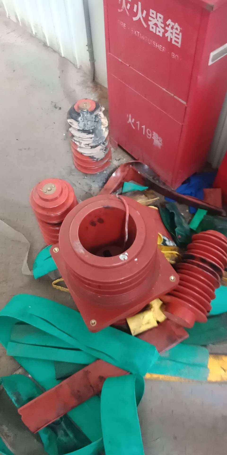 開關柜整個除濕方案都在這里，沒有比這更完整的了。