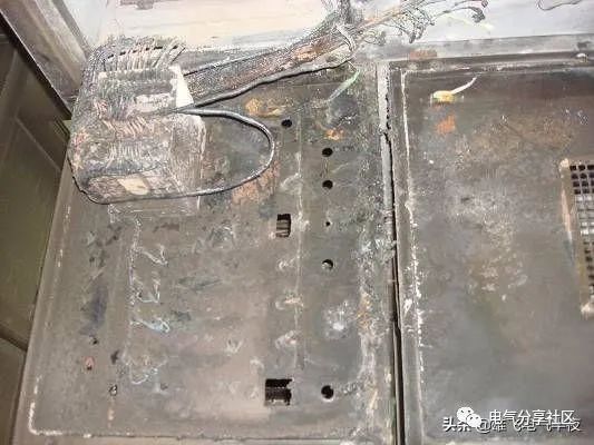 輕微開關(guān)柜故障會造成重大損失，請注意高壓電工