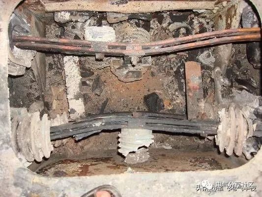 輕微開關(guān)柜故障會造成重大損失，請注意高壓電工