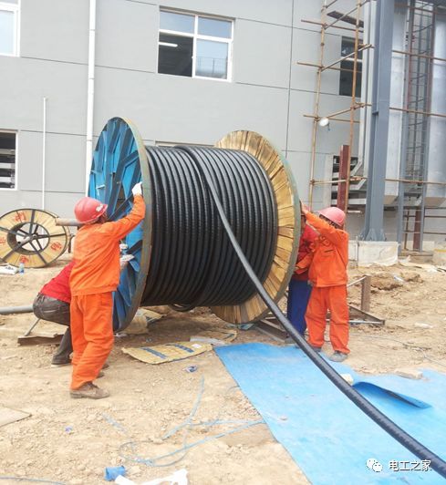 一條完成開關(guān)柜安裝，電纜橋架施工，電纜敷設(shè)及布線施工，照明配電箱施工