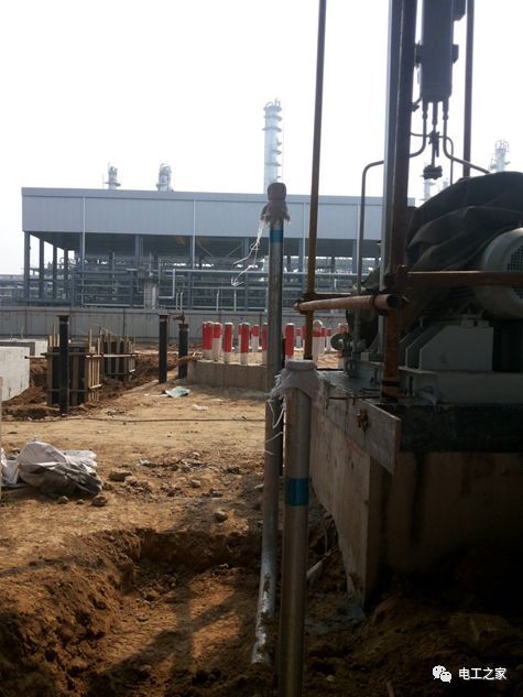 一條完成開關(guān)柜安裝，電纜橋架施工，電纜敷設(shè)及布線施工，照明配電箱施工