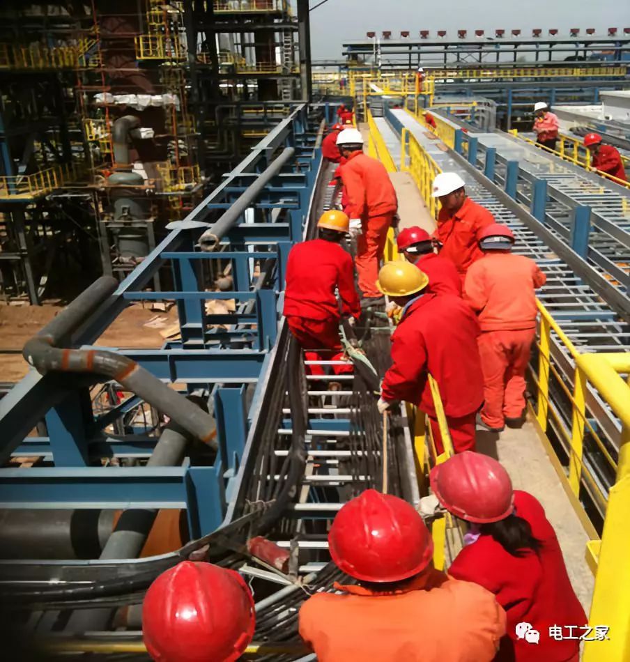 一條完成開關(guān)柜安裝，電纜橋架施工，電纜敷設(shè)及布線施工，照明配電箱施工