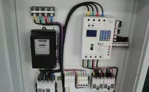 配電箱內(nèi)部結(jié)構(gòu)詳細(xì)分析，誰(shuí)看誰(shuí)懂，學(xué)不求人！