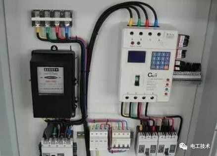 分析了配電箱的內(nèi)部結(jié)構(gòu)，誰能理解它？