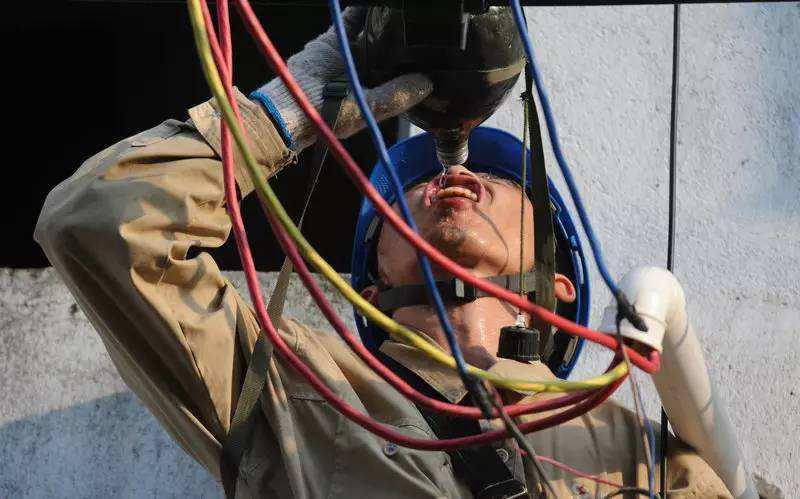 從入口線到配電箱的長度不夠嗎？我會教你三招。我能解決任何分歧。完美！