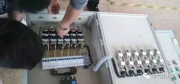 配電箱，配電柜的內(nèi)部結(jié)構(gòu)是什么？較詳細(xì)的解釋，學(xué)會(huì)收集必不可少的！