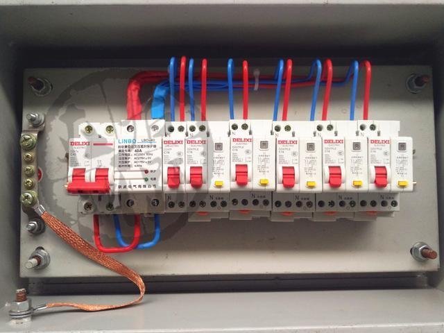 Home 配電箱，應(yīng)該分成幾個(gè)電路，每個(gè)電路開關(guān)如何選擇